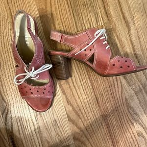 Unique Leather Shoes sz 40 (10)